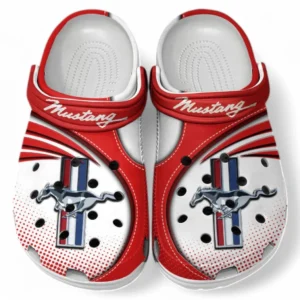 Ford Mustang Crocs Sandalen für Herren Damen, Geschenk für Ford Mustang Fan CAR181031525696 - Rot