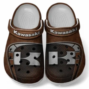 Kawasaki Crocs Clogs Männer Frauen, Geschenk für Kawasaki Fan CAR183031725113 - Braun