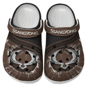 SsangYong Motor Crocs Clogs Männer Frauen, Geschenk für SsangYong Motor Fan CAR188032025149 - Braun