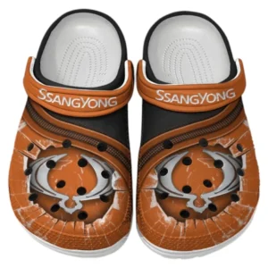 SsangYong Motor Crocs Clogs Männer Frauen, Geschenk für SsangYong Motor Fan CAR188032025149 - Orange