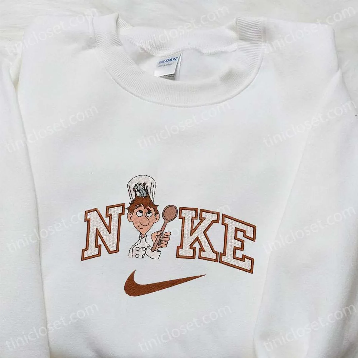 alfredo-linguini-x-nike-cartoon-embroidered-sweatshirt-disney-characters-embroidered-t-shirt-best-gift-ideas-for-family-nrrxh.webp alfredo linguini x nike cartoon embroidered sweatshirt disney characters embroidered t shirt best gift ideas for family