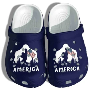bigfoot holding flag crocs gvu7c