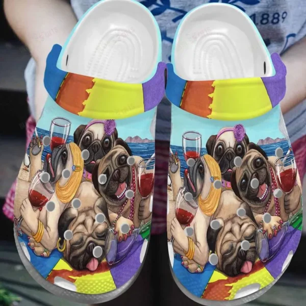 pug beach day crocs classic clogs 3dv7d