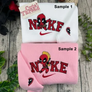 Deadpool Paar Chibi x Nike Besticktes Shirt, Besticktes Sweatshirt Fashion Style für Paare
