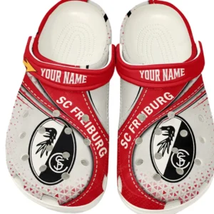 SC Freiburg II Crocs Clogs mit Allover-Druck BDE3404292519 - Weiß
