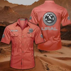 Ural Motorcycles Hemd mit kurzen Ärmeln, All-Over-Print Kurzarmhemd CAR444052625837 - Rot