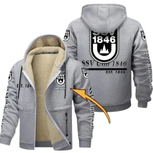 SSV Ulm Dicke Fleecejacke Herren, Fleecemantel mit Allover-Druck BDE74053125708 - Hellgrau