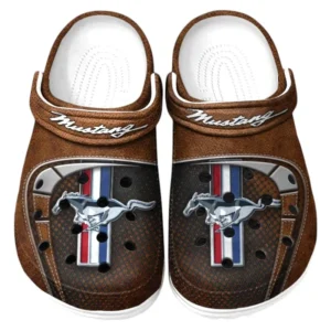 Ford Mustang Crocs Sandalen für Herren Damen Ford Mustang Fan CAR177031425561 - Braun