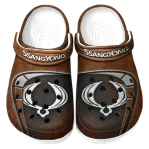 SsangYong Motor Crocs Sandalen für Herren Damen SsangYong Motor Fan CAR177031425584 - Braun