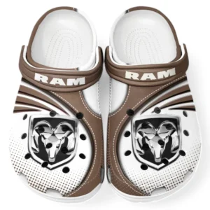Ram truck Crocs Sandalen für Herren Damen, Geschenk für Ram truck Fan CAR181031525739 - Braun