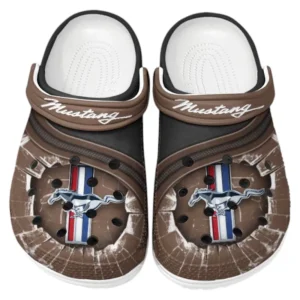 Ford Mustang Crocs Clogs Männer Frauen, Geschenk für Ford Mustang Fan CAR188032025114 - Braun