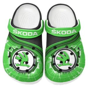 Skoda Crocs Clogs Männer Frauen, Geschenk für Skoda Fan CAR188032025122 - Grün