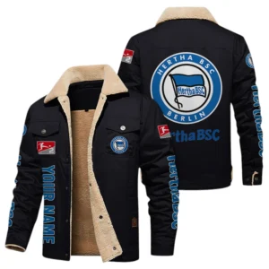 Hertha BSC Jacke mit Fellkragen und Fleece, Ganzflächig bedruckte Jacke mit Fellkragen und Fleece fur Hertha BSC fans BDE103082125103 - Schwarz